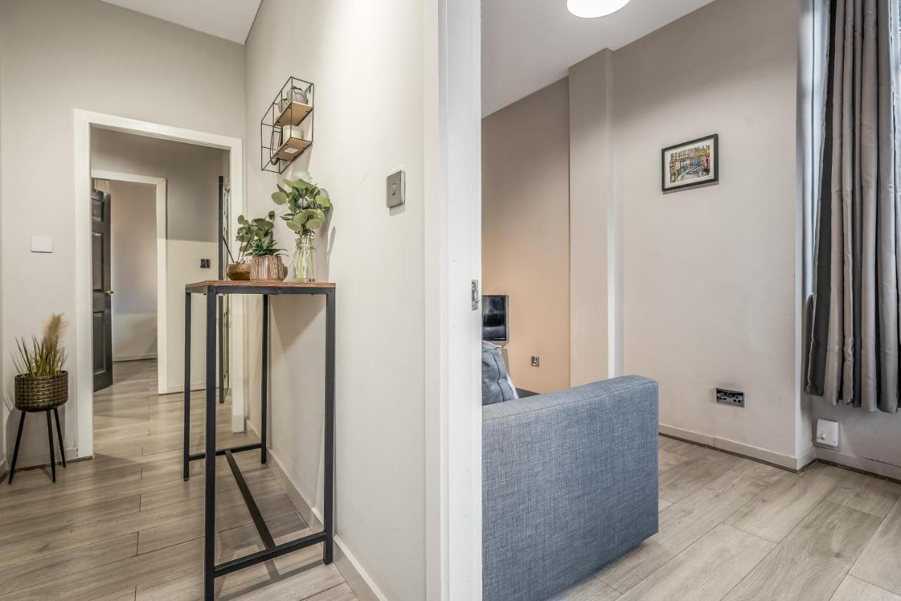 إدنبرة Private Ground Floor Main Door Entrance - Spacious 2 Bedroom Property - The Shore, Leith المظهر الخارجي الصورة