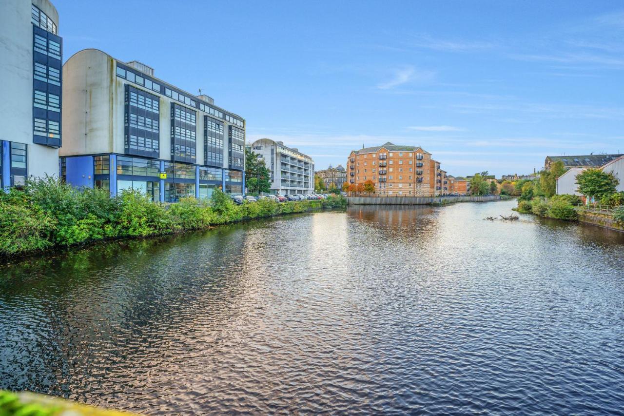 إدنبرة Private Ground Floor Main Door Entrance - Spacious 2 Bedroom Property - The Shore, Leith المظهر الخارجي الصورة